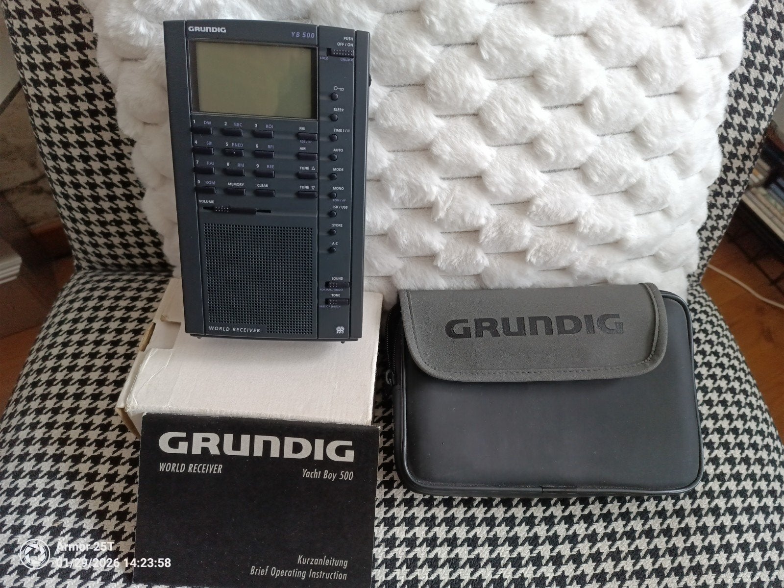 Grundig Yacht Boy 500 Wereldontvanger met accessoires, Ophalen of Verzenden, Zo goed als nieuw, Wereldontvanger