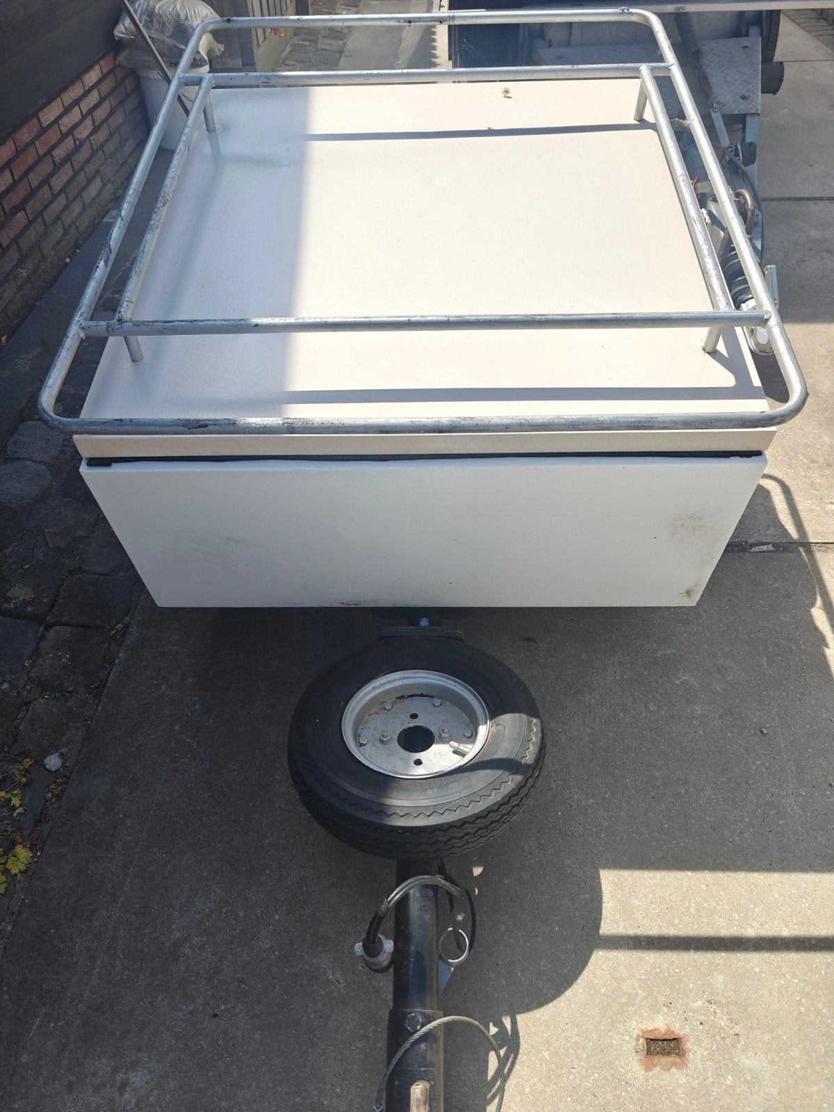 Compacte bagage aanhanger met imperiaal en fietsensteun, Ophalen, Gebruikt