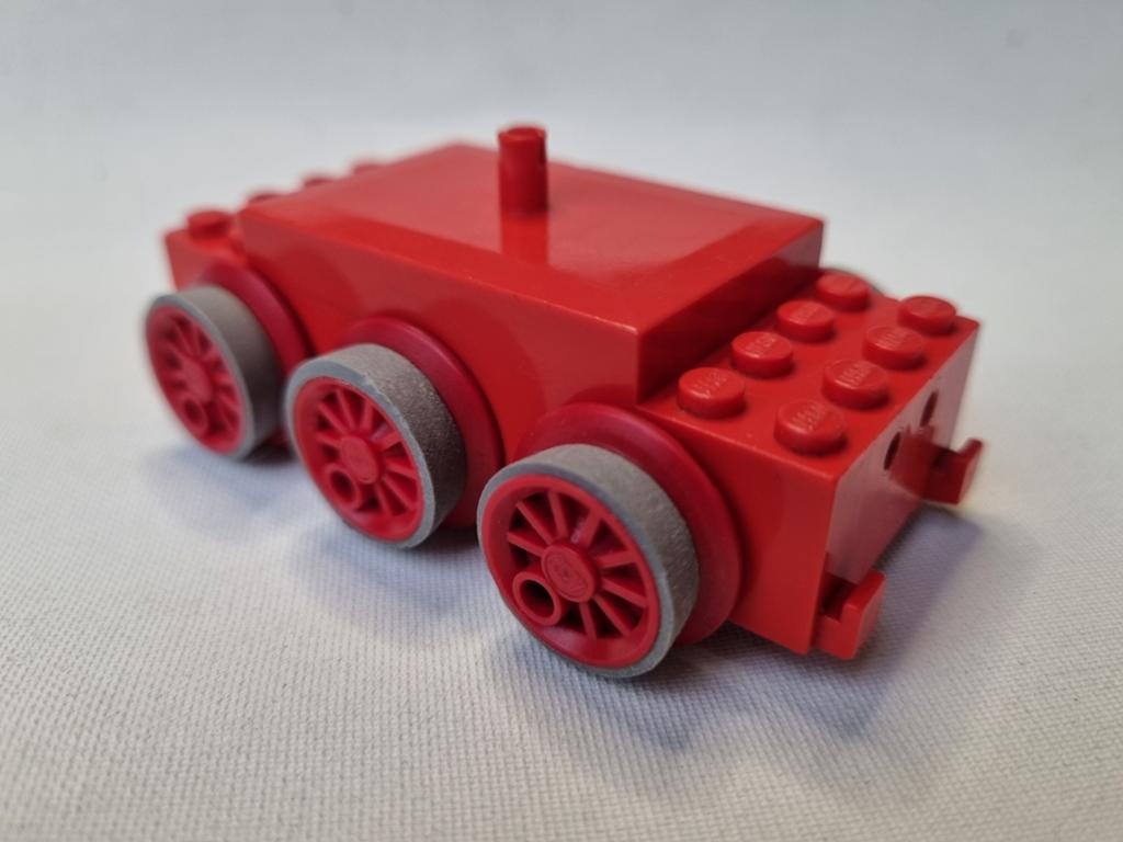 Lego 12V treinmotor rood in goede staat, Ophalen of Verzenden, Gebruikt