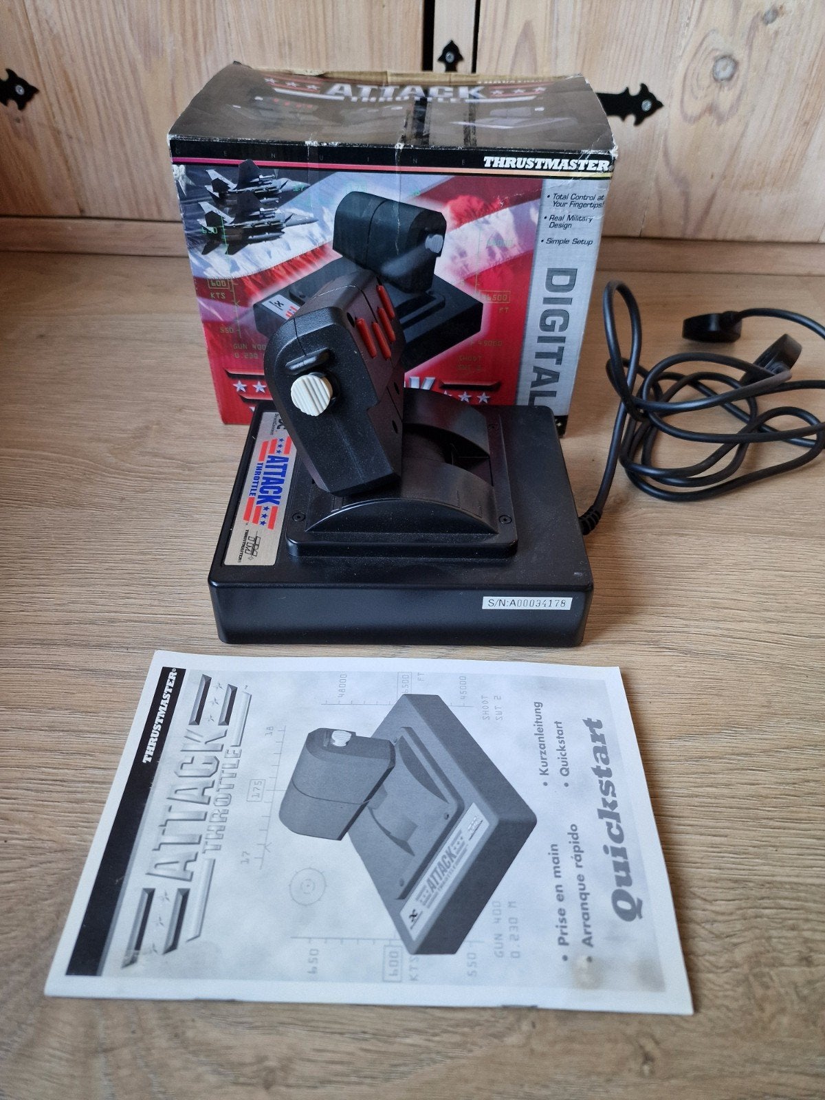 Thrustmaster Attack Throttle - Flight Control, Ophalen of Verzenden, Gebruikt, Thrustmaster