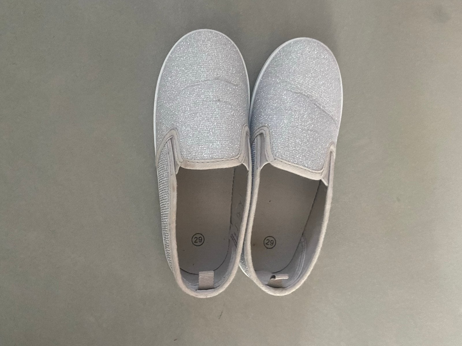 Glitter instappers maat 29, Ophalen of Verzenden, Zo goed als nieuw, Meisje, Schoenen