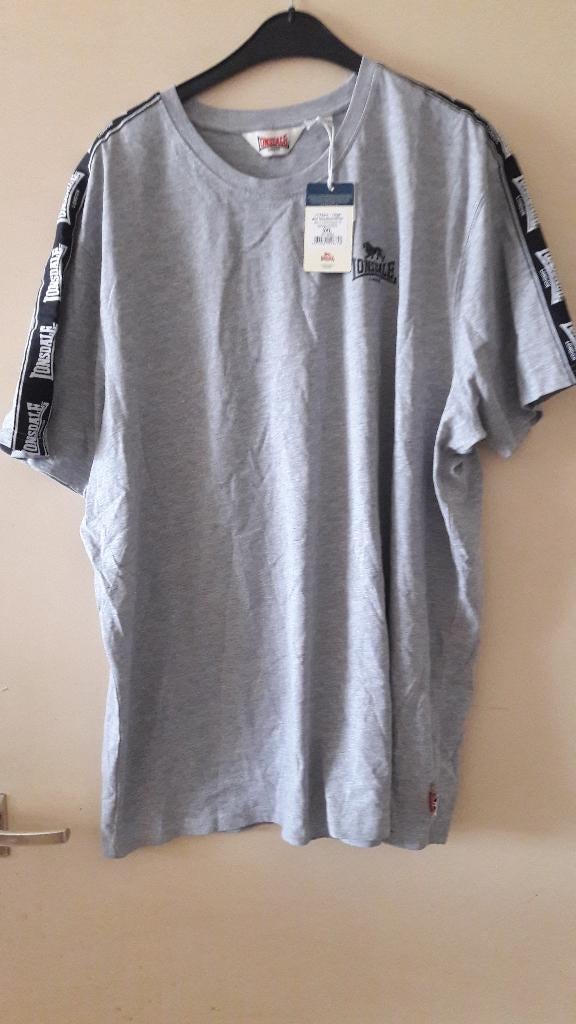 t-shirt lonsdale nieuw, Ophalen, Nieuw, Grijs, Overige maten
