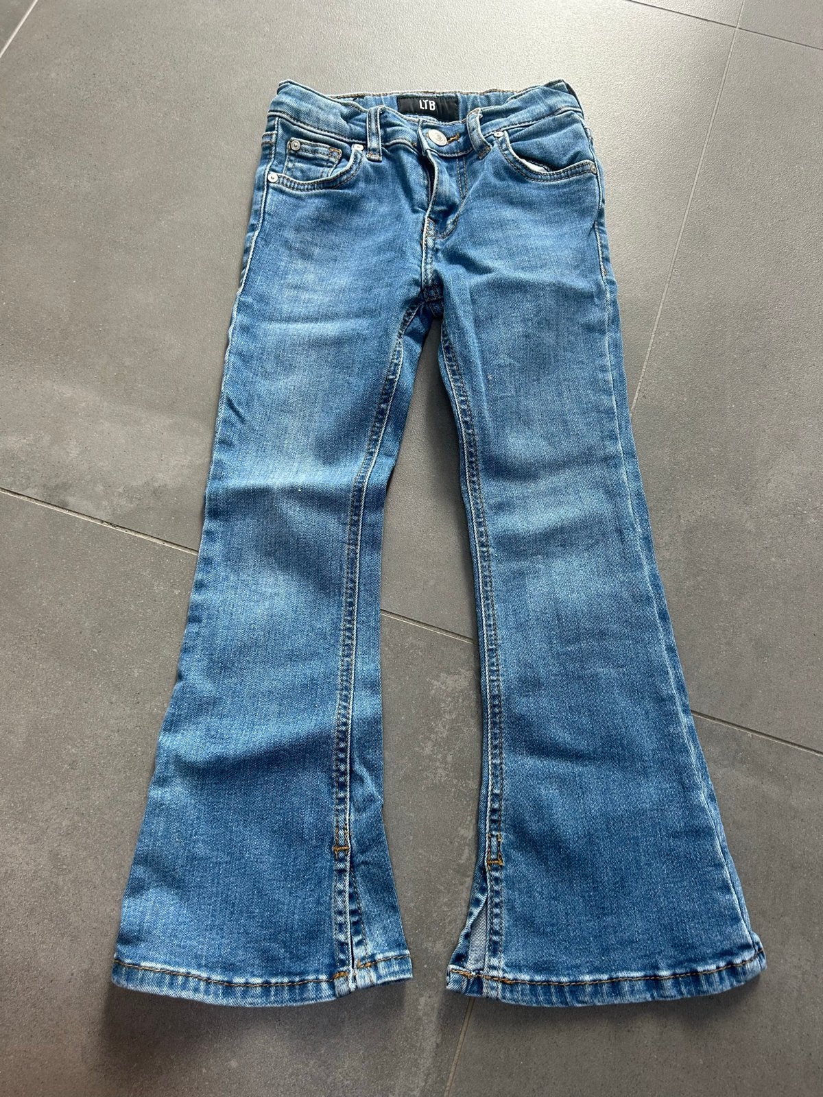 LTB Rosie Girls flared jeans maat 116, Ophalen of Verzenden, Zo goed als nieuw, Meisje, Broek