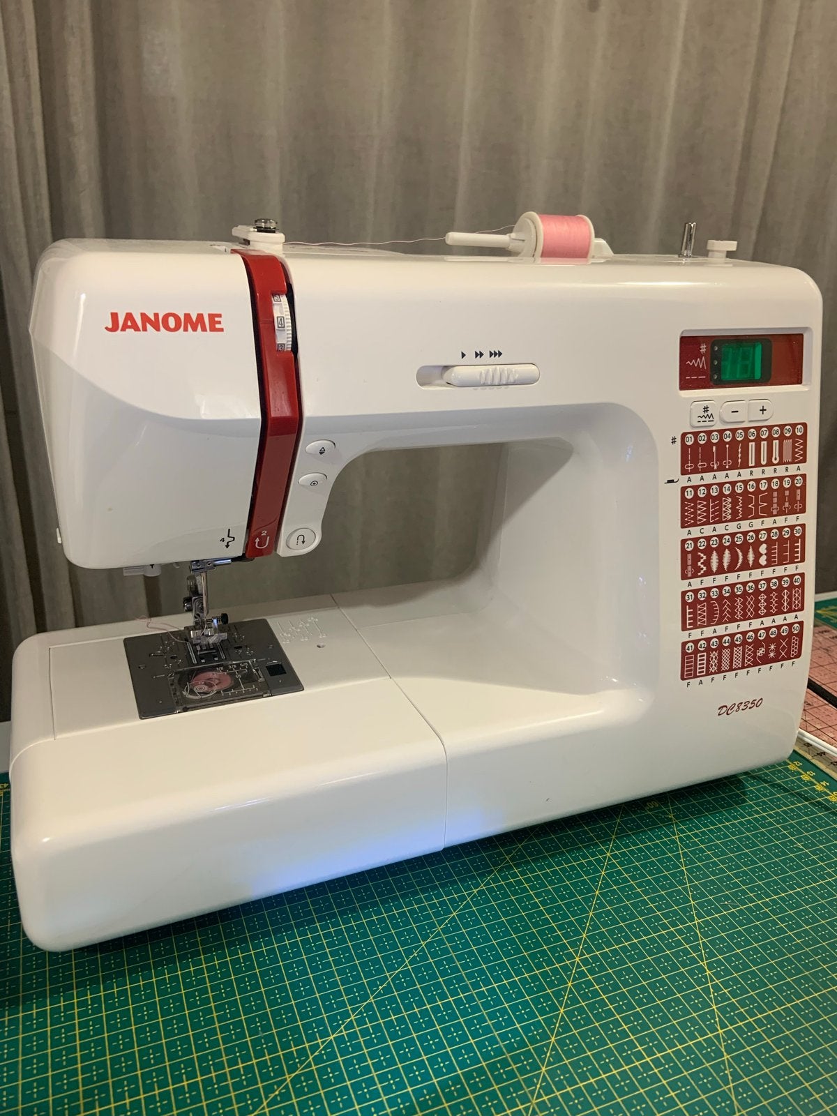 Janome DC8350 Naaimachine - Zo goed als nieuw, Ophalen of Verzenden, Zo goed als nieuw, Naaimachine, Janome