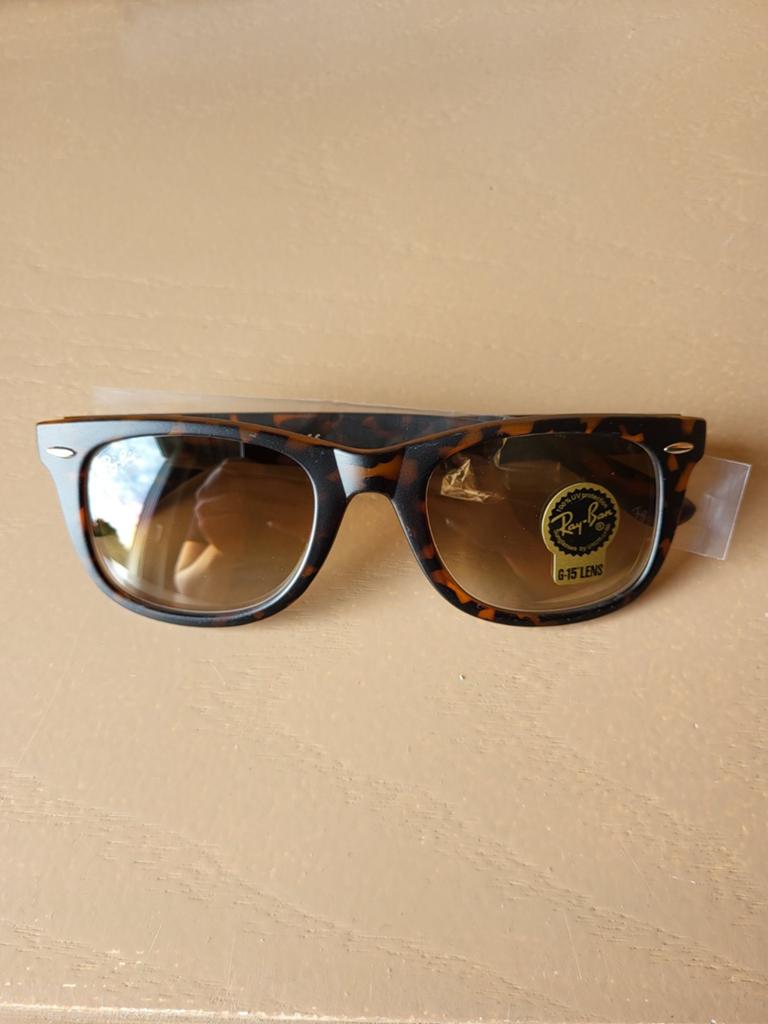 Ray-Ban Wayfarer Tortoise Gradient Brown + etui, Sieraden, Tassen en Uiterlijk, Zonnebrillen en Brillen | Heren, Zonnebril, Bruin