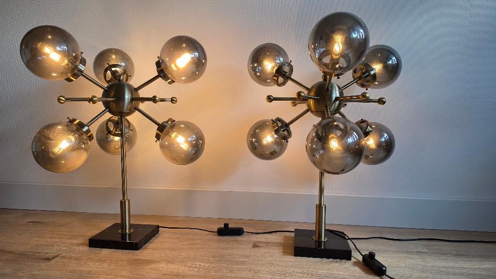 2 x Tafellamp Amo 6 x LED p/stuk, dimbaar. Rookglazen bollen, Ophalen, Mid-Century Modern Design. Sputnik/Space Age-era., 50 tot 75 cm