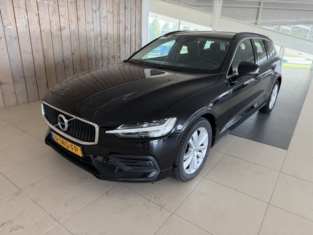 Volvo V60 2.0 B3 Momen Bns (bj 2021, automaat), Auto's, Volvo, Automaat, Euro 6, 4 cilinders, 1969 cc
