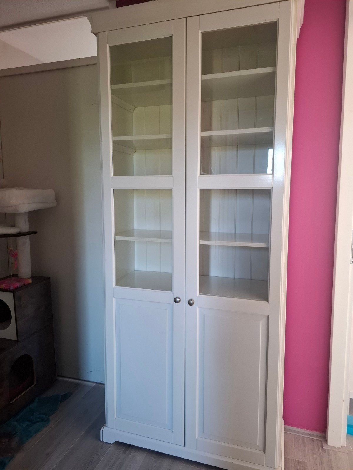 Witte vitrinekast met glazen deuren, Huis en Inrichting, Ophalen, 200 cm of meer, Overige houtsoorten, 50 tot 100 cm