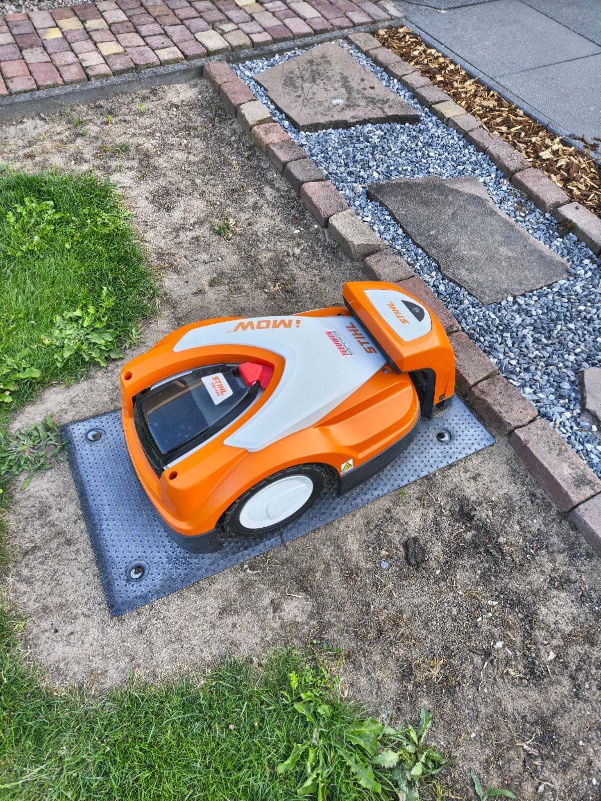 Stihl RMI 422 robot grasmaaier zo goed als nieuw, Tuin en Terras, Ophalen, Stihl, Zo goed als nieuw, Met regensensor