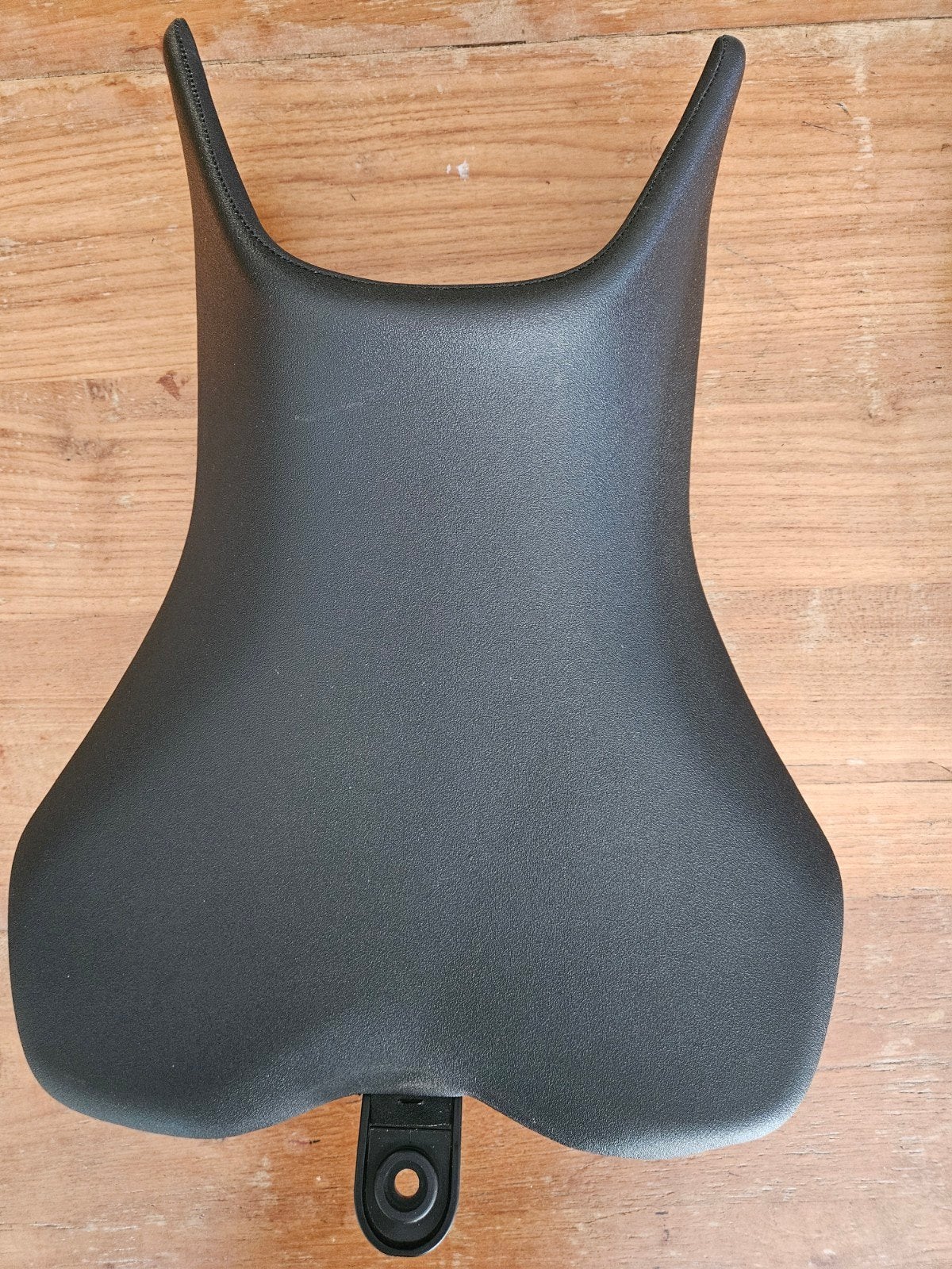 Origineel Suzuki GSX 8S motorzadel, Ophalen of Verzenden