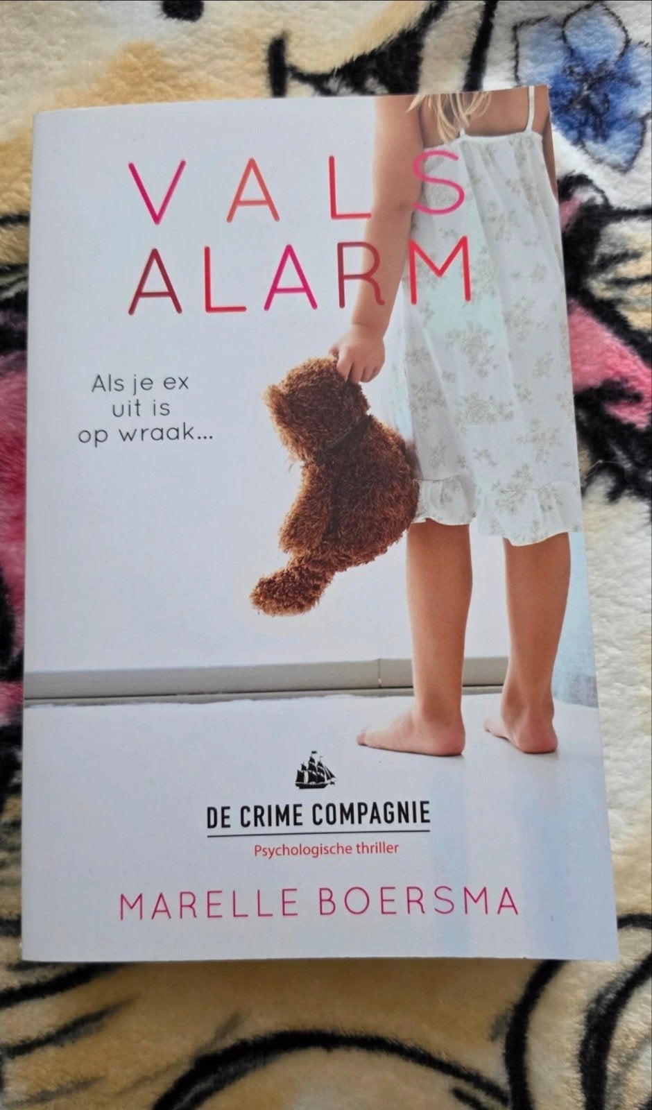 Vals Alarm - Marelle Boersma (Psychologische thriller), Ophalen of Verzenden, Gelezen, Marelle Boersma