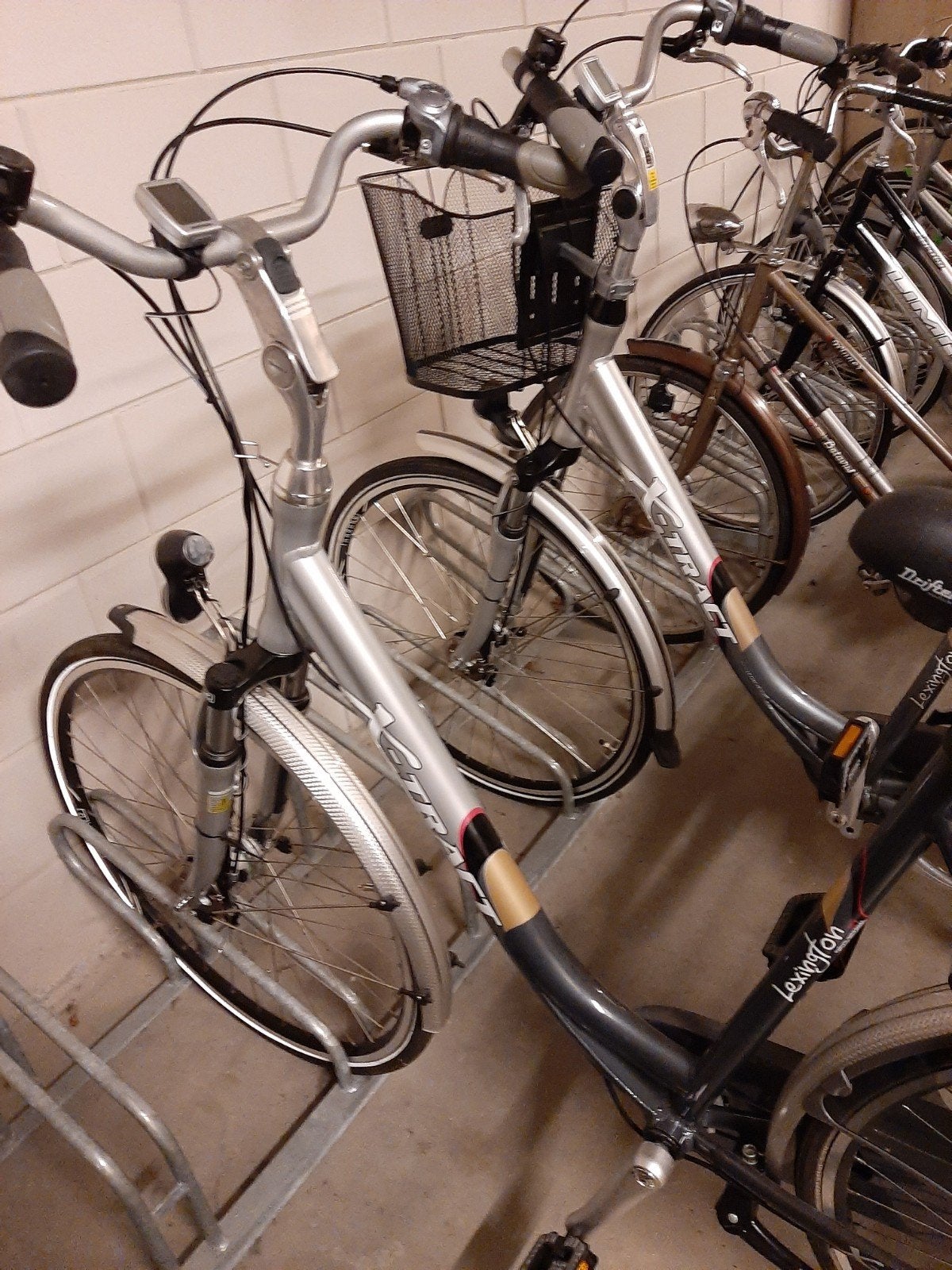 Dames fiets, Fietsen en Brommers, Ophalen, Schijfrem