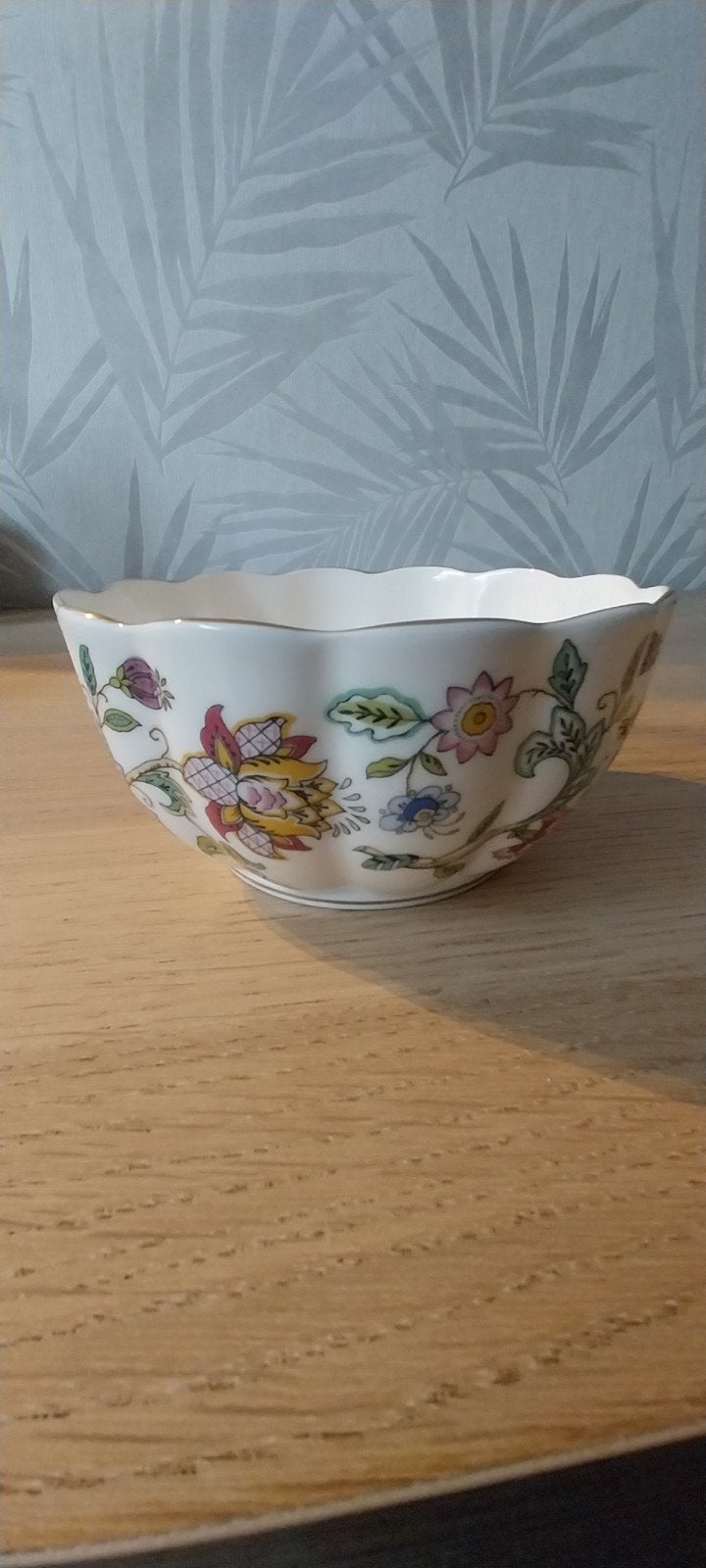 Minton Haddon Hall schaaltje - Bone China, Antiek en Kunst, Antiek | Porselein, Ophalen of Verzenden