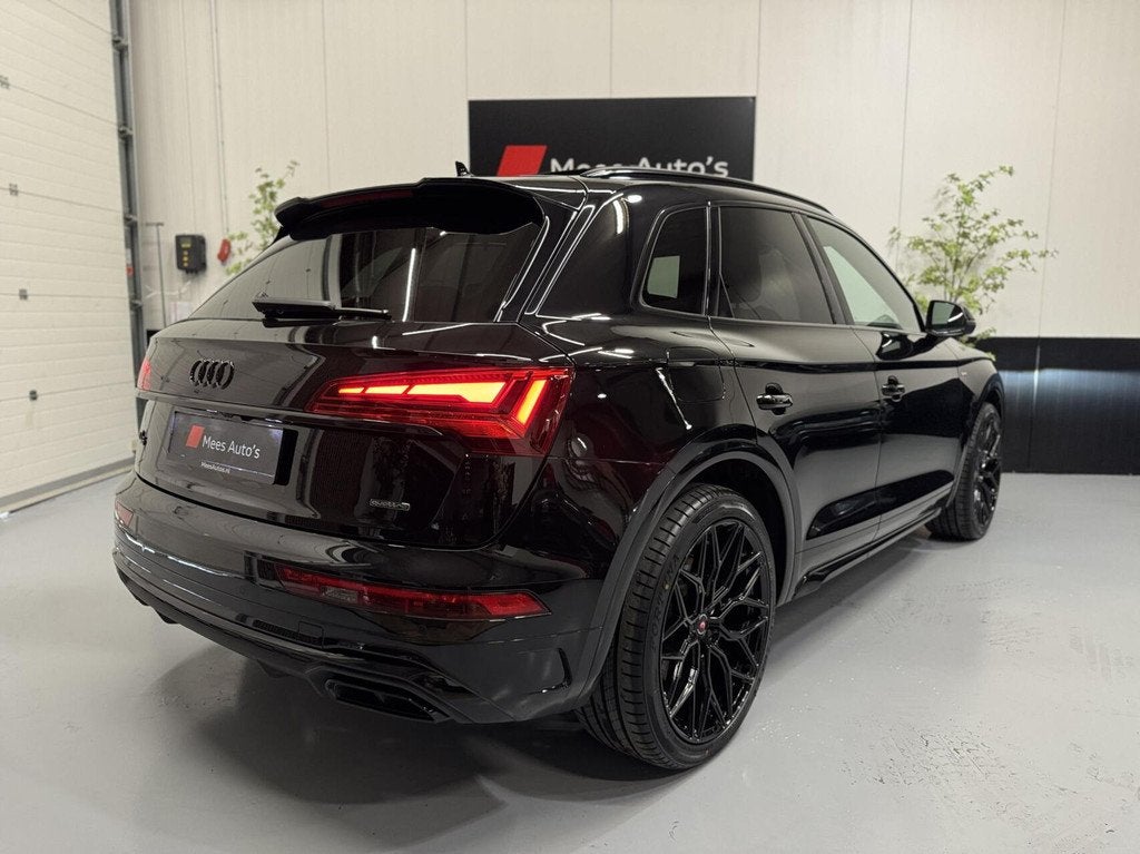 Audi Q5 55 TFSIe quattro Competition|Luchtvering|Pano|Carbon, Auto's, Automaat, 2005 kg, Gebruikt, 4 cilinders