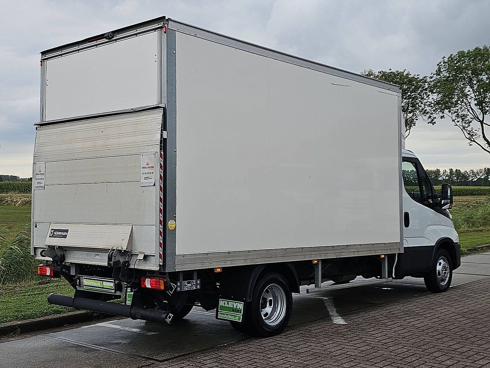 IVECO DAILY 35C16 3.0ltr laadklep ac!, Auto's, Gebruikt, Euro 6, Iveco, 160 pk