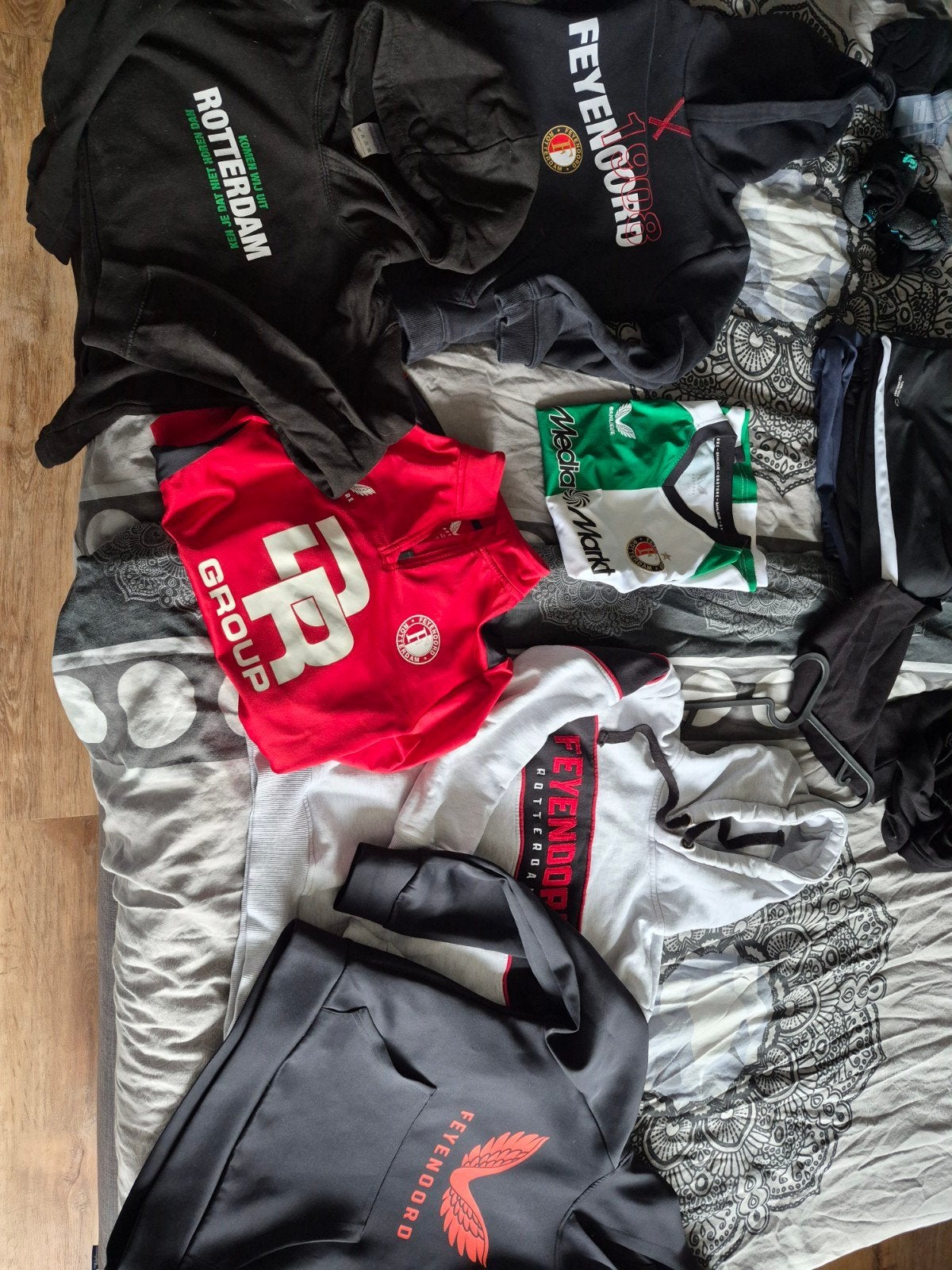 Feyenoord kledingpakket maat 146, Gebruikt, Ophalen of Verzenden, Setje, Feyenoord