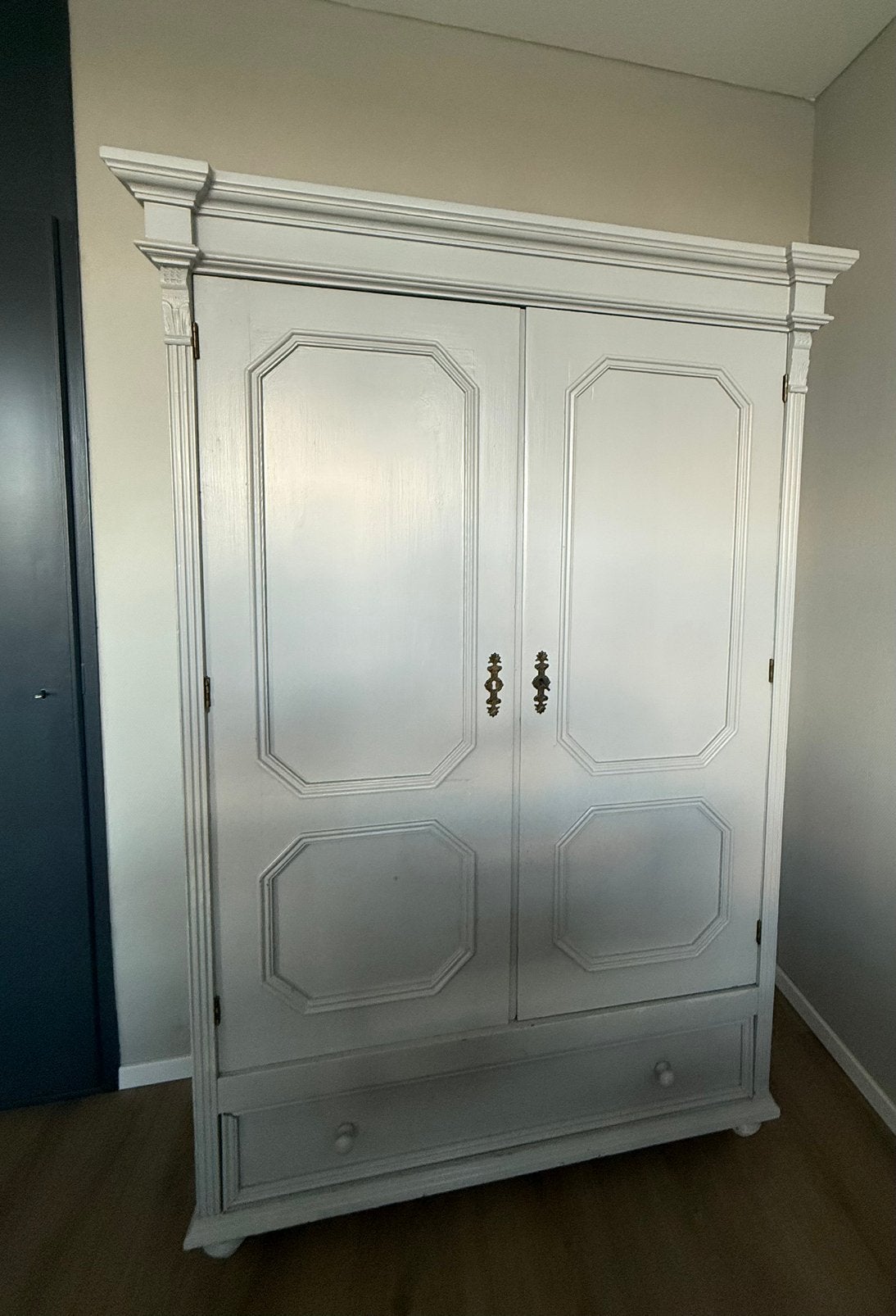 Geschilderde grene kast, Ophalen, 100 tot 150 cm, Zo goed als nieuw, 150 tot 200 cm