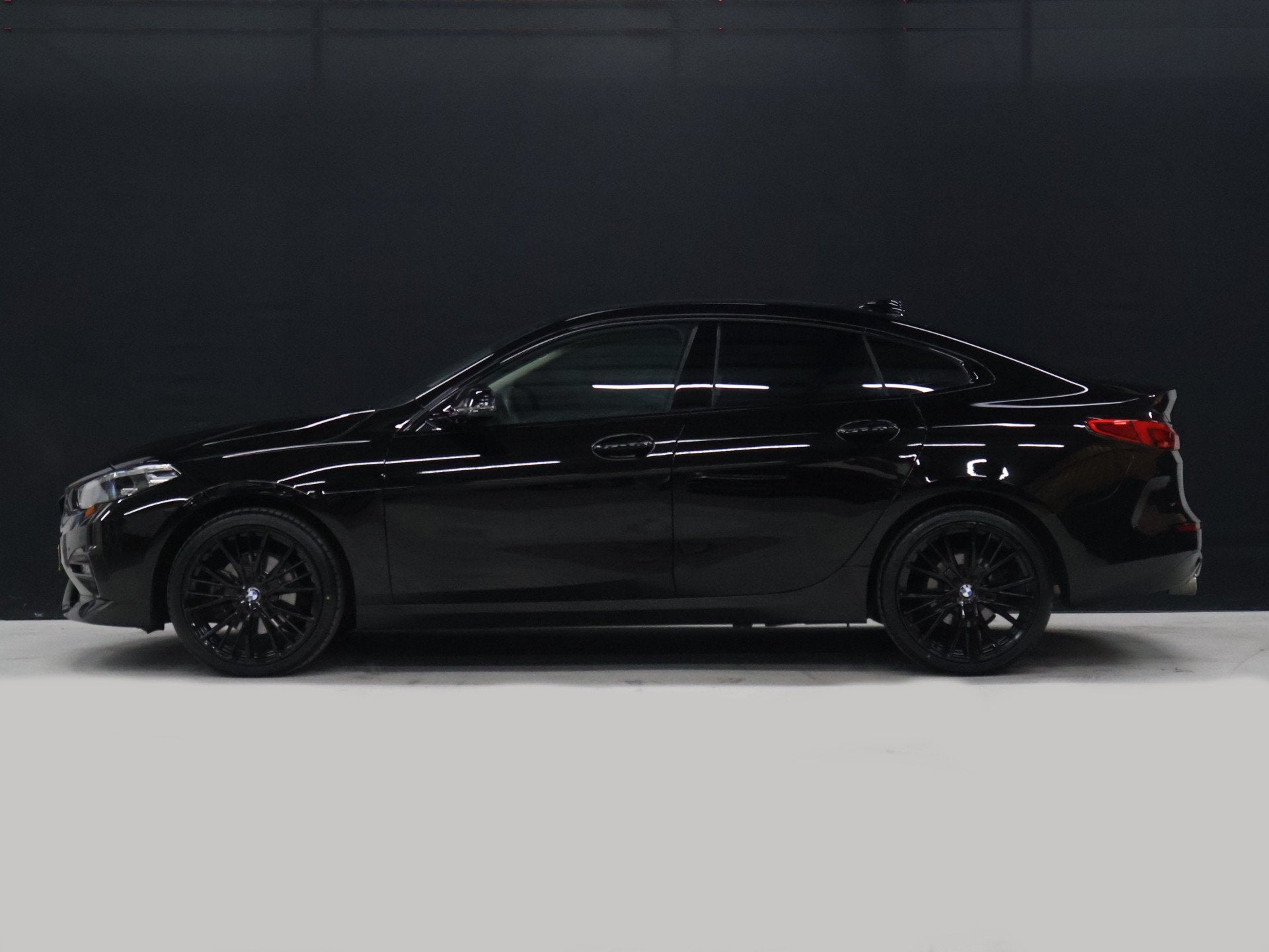 BMW 2 Serie Gran Coupé 218i Business Edition [APPLE CARPLAY, Auto's, Dealer onderhouden, 136 pk, Gebruikt, 1350 kg