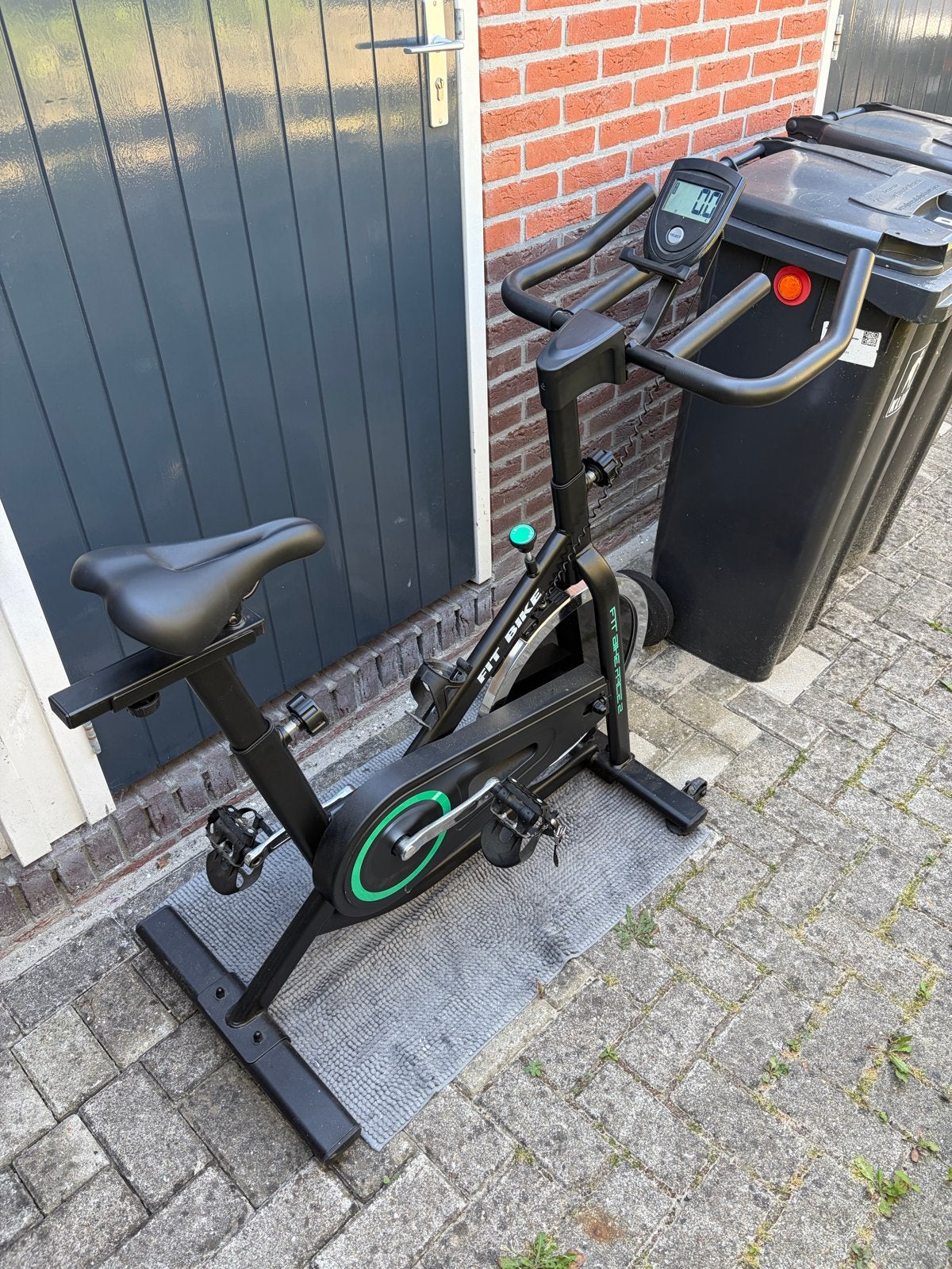 Verstelbare Hometrainer - Zo goed als nieuw, Ophalen, Zo goed als nieuw, Metaal, Benen