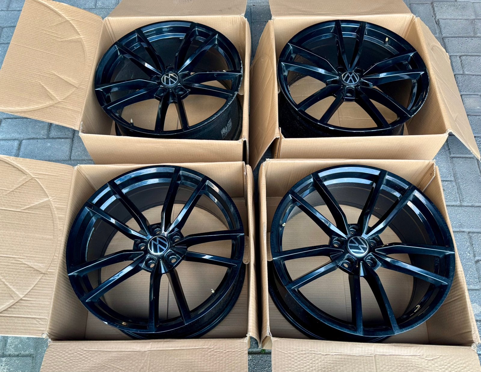5x112 19 inch VW Golf Pretoria velgen seat skoda audi, 19 inch, Gebruikt, Velg(en), Ophalen of Verzenden