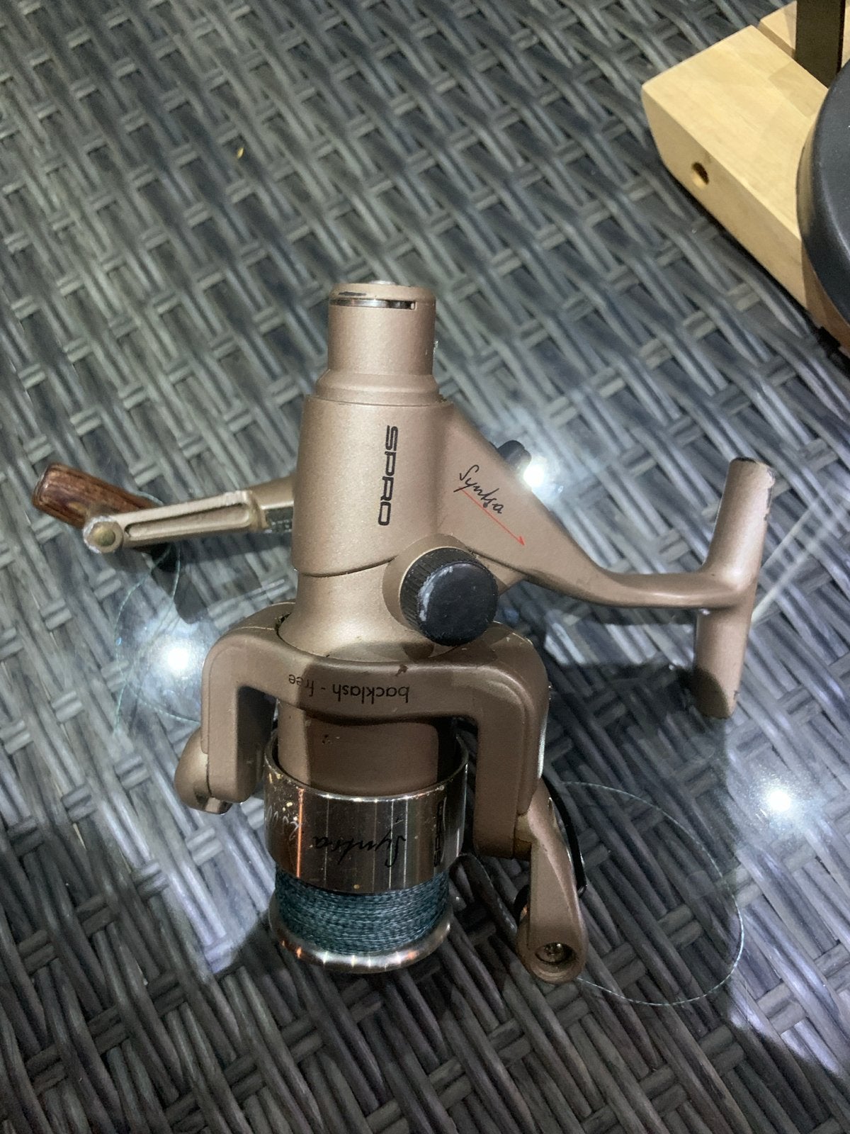 Spro Syntra 2500 en Shimano R3000 EX3000 vis molens, Watersport en Boten, Ophalen of Verzenden, Gebruikt, Molen