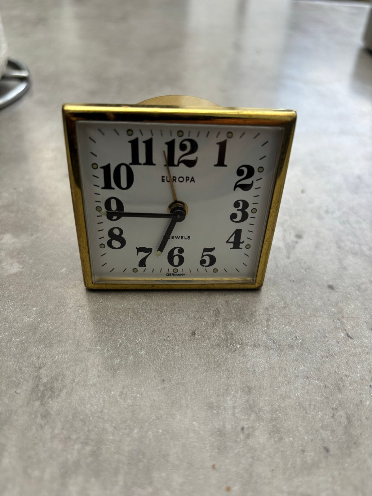 Vintage Europa Reiswekker - Goudkleurig - Made in Germany, Antiek en Kunst, Antiek | Klokken, Ophalen of Verzenden