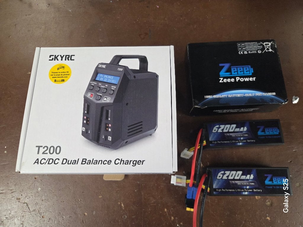lipo’s Zeee power 80 c 14.8V 6200mah-Met slyrc T200 lader, Elektro, Nieuw, Ophalen of Verzenden, Onderdeel