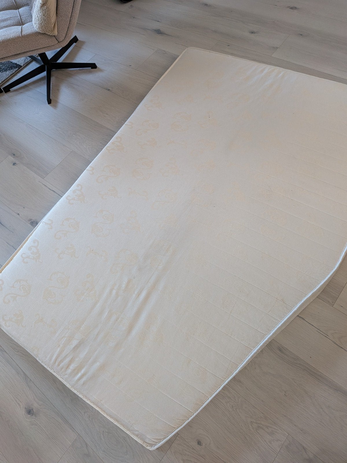 Traagschuim topper Knaus Sudwind 500 UF Frans bed, Caravans en Kamperen, Caravan accessoires, Ophalen, Zo goed als nieuw
