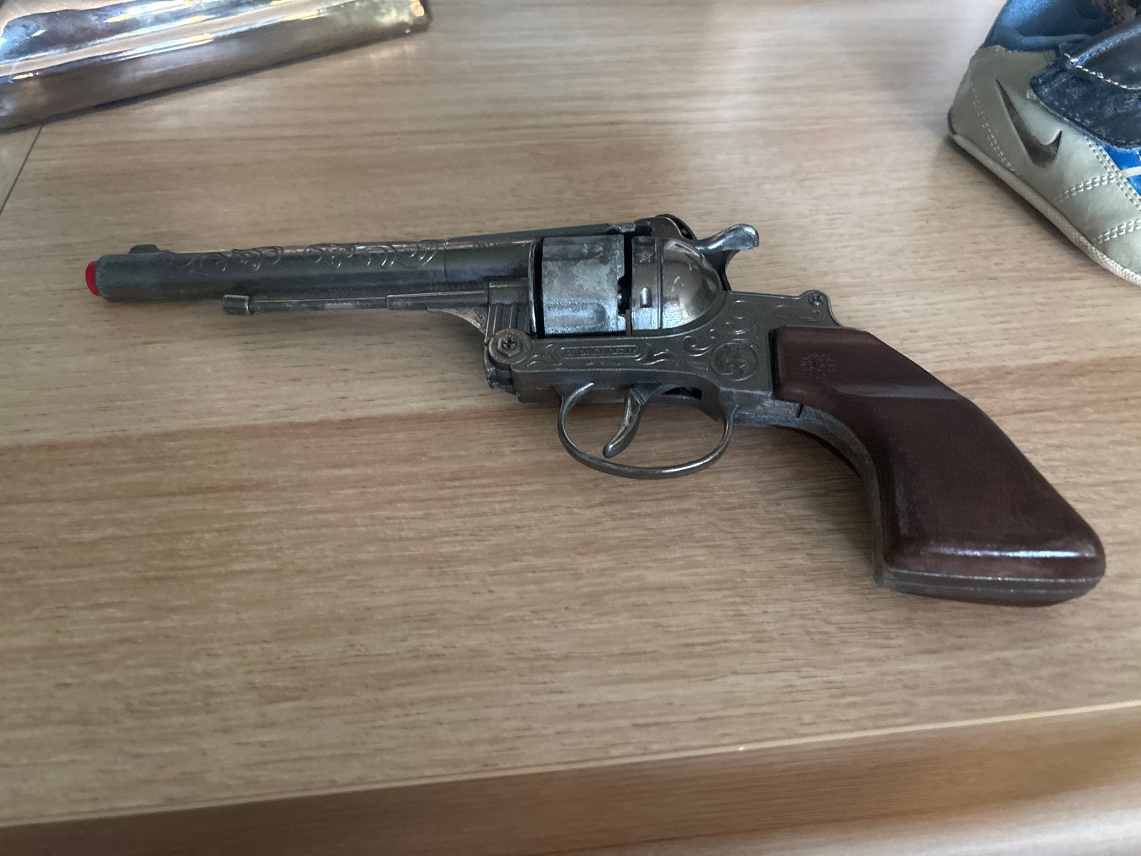 Vintage speelgoed revolver - Western stijl, Ophalen of Verzenden, Gebruikt, Jongen of Meisje
