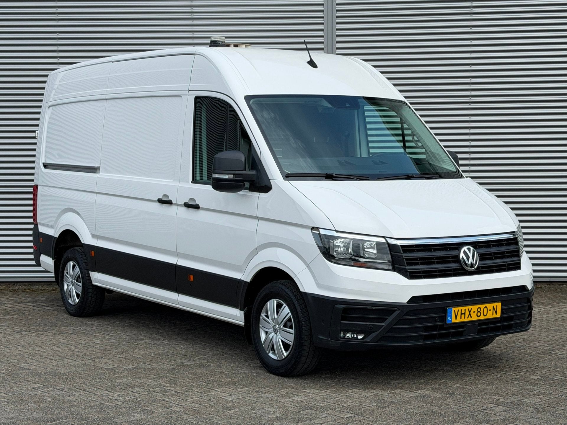 Volkswagen Crafter 2.0 TDI 180pk L3H3 RWD Highline 3500kg tr, Auto's, Bestelauto's, 13 km/l, Navigatiesysteem, Achterwielaandrijving
