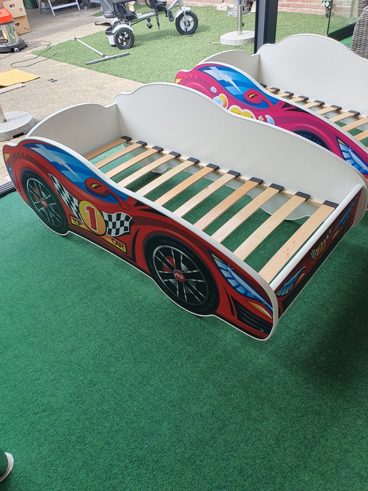 Kinderbedden raceauto en Sweet Car met lattenbodem, Ophalen, Gebruikt, 70 tot 85 cm, 140 tot 160 cm