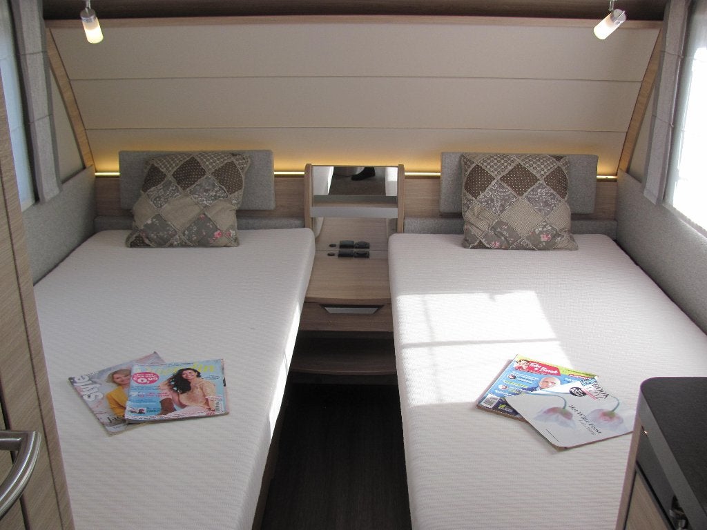 Foto 3 van Knaus 460 EU Sudw, MOVER AIRCO LUIFEL UNICO VT/LF PRACHTIG !