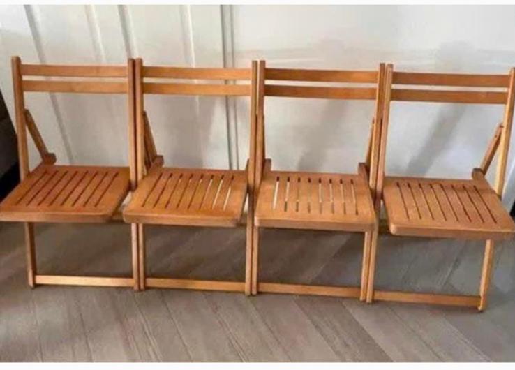 Set van vintage design  4 klapstoelen van hout, Ophalen, Zo goed als nieuw, Hout, Vier