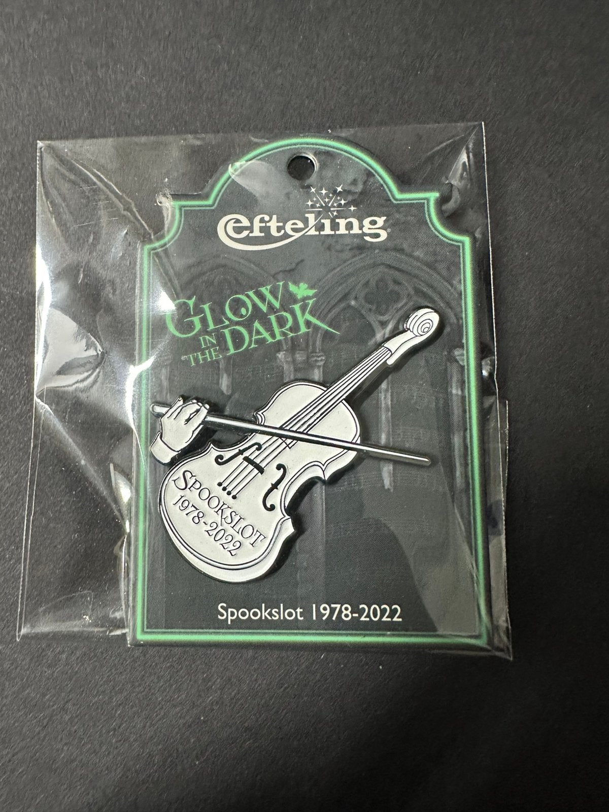 Efteling pin spookslot 1978-2022, Ophalen of Verzenden, Zo goed als nieuw, Button of Speldje