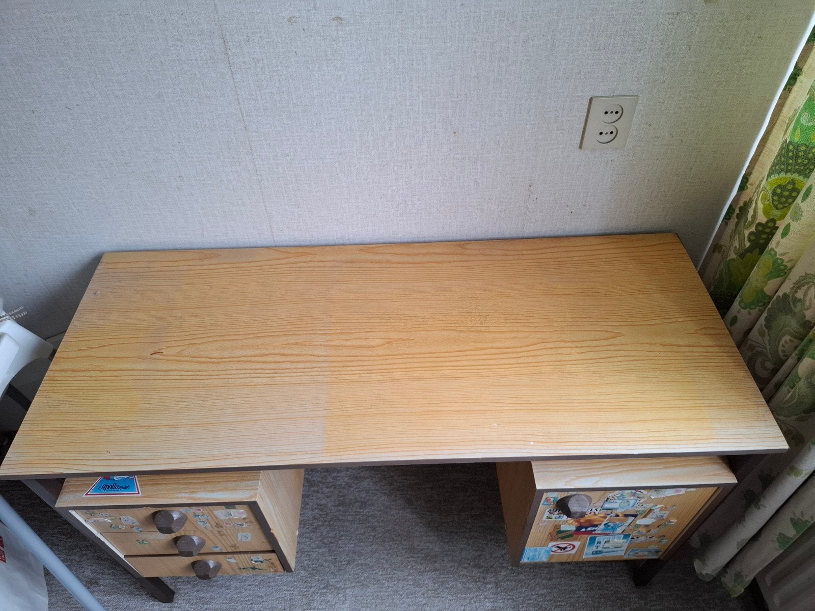 Kinderbureau, Ophalen, Met lades, Gebruikt, 120 cm