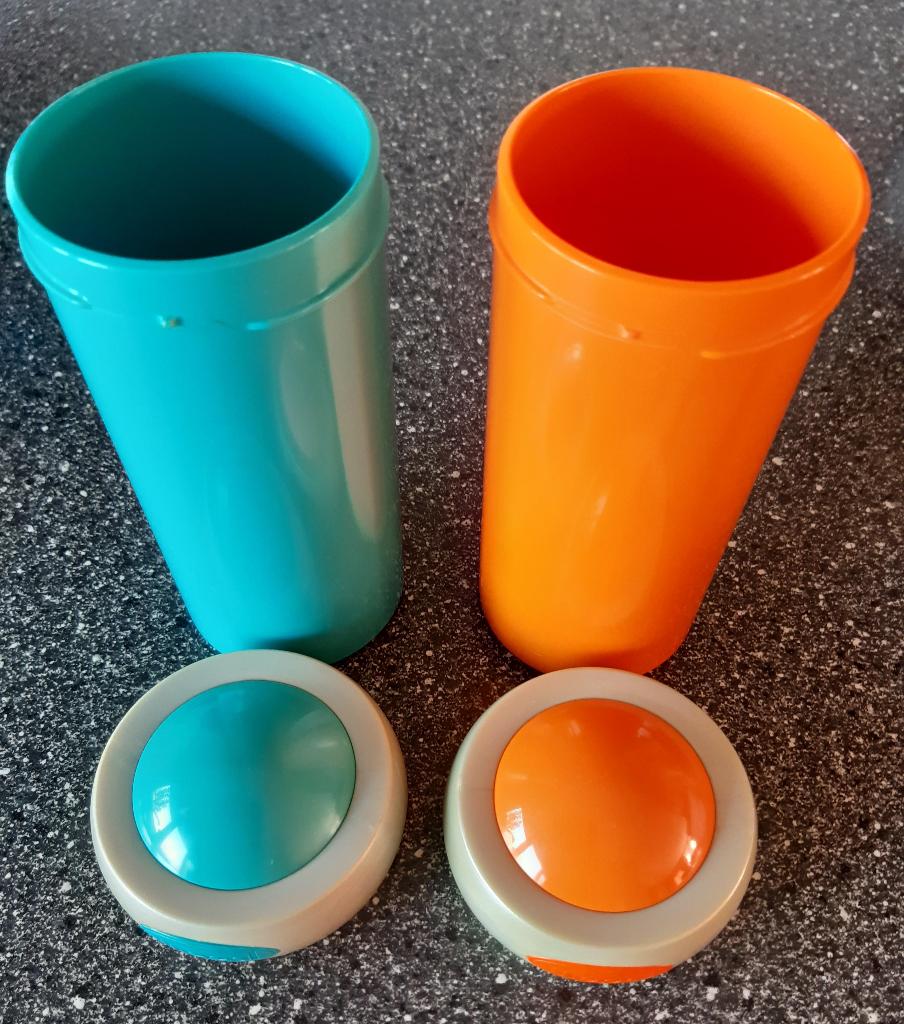 Beker Mepal drinkbeker, schoolbeker met deksel 2 voor 4 euro, Ophalen, Gebruikt
