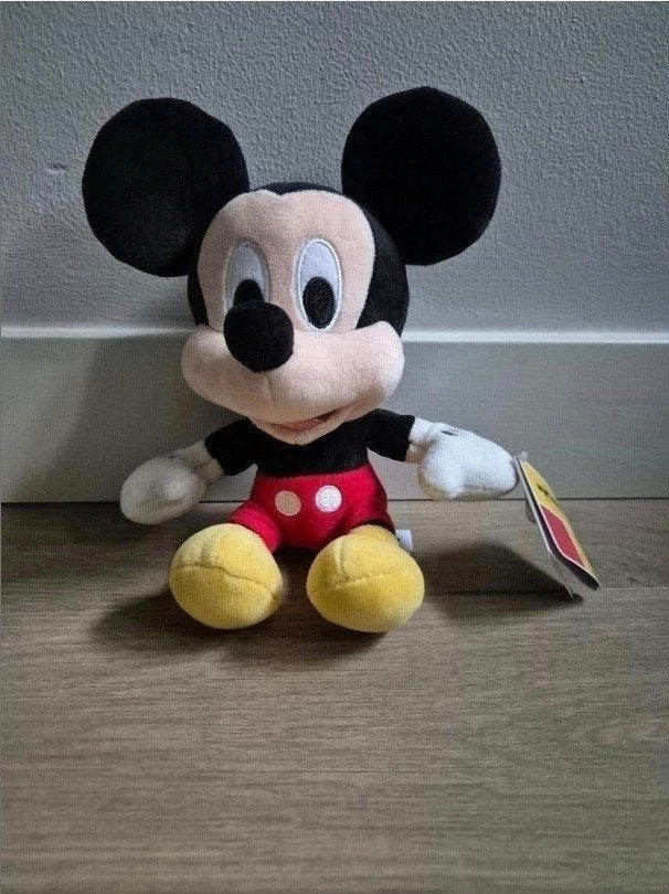 Disney Mickey mouse knuffel nieuw met kaartje

Komt uit een, Disney, Disney, Overige typen, Nieuw