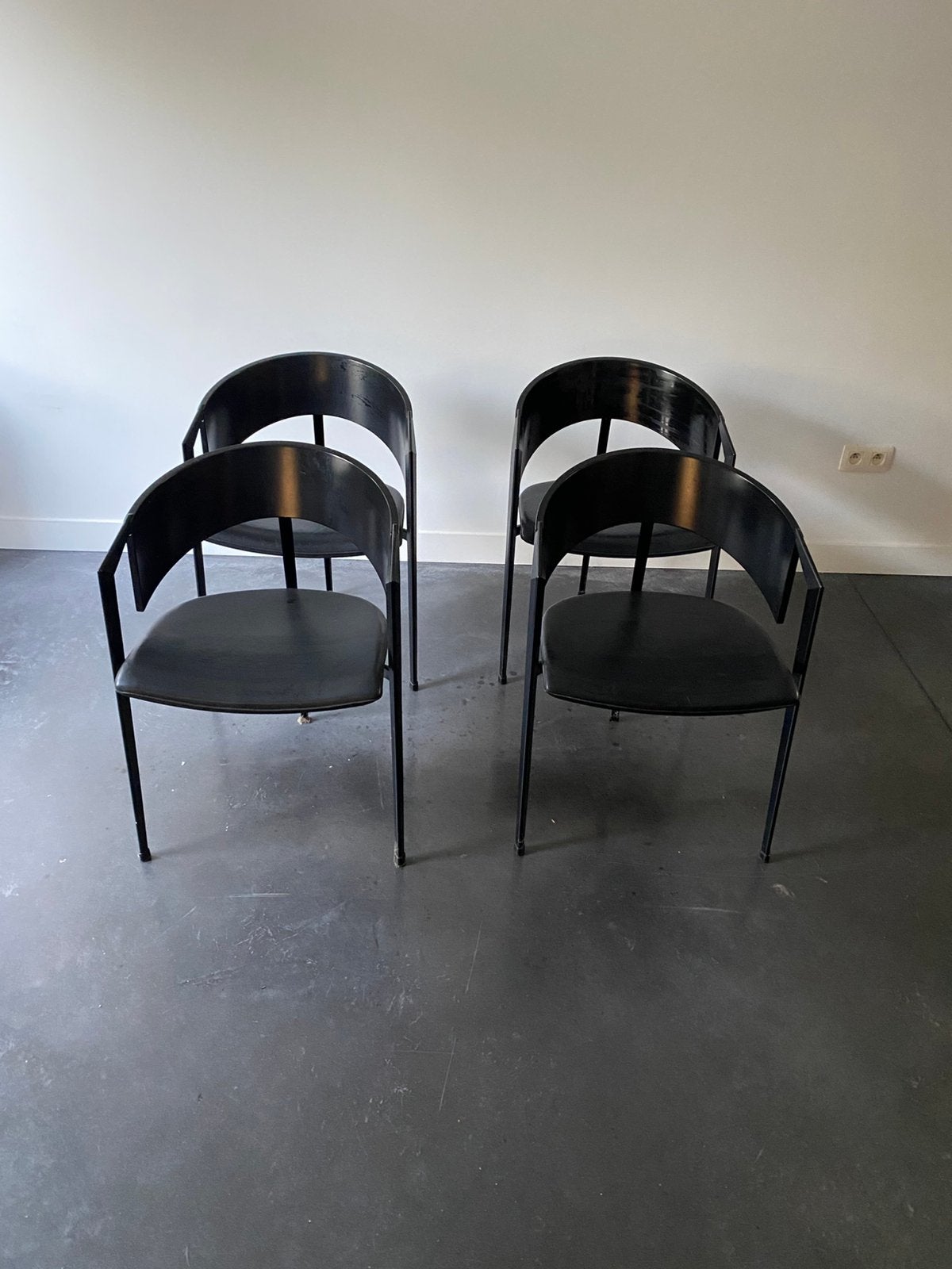 4 Castelijn eetkamerstoelen, Ophalen, Zo goed als nieuw, Vier