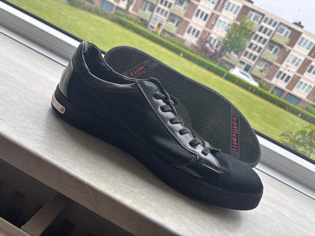 Botticelli Limited Edition Zwarte Sneakers 44, Ophalen of Verzenden, Zo goed als nieuw, Zwart, Sneakers of Gympen
