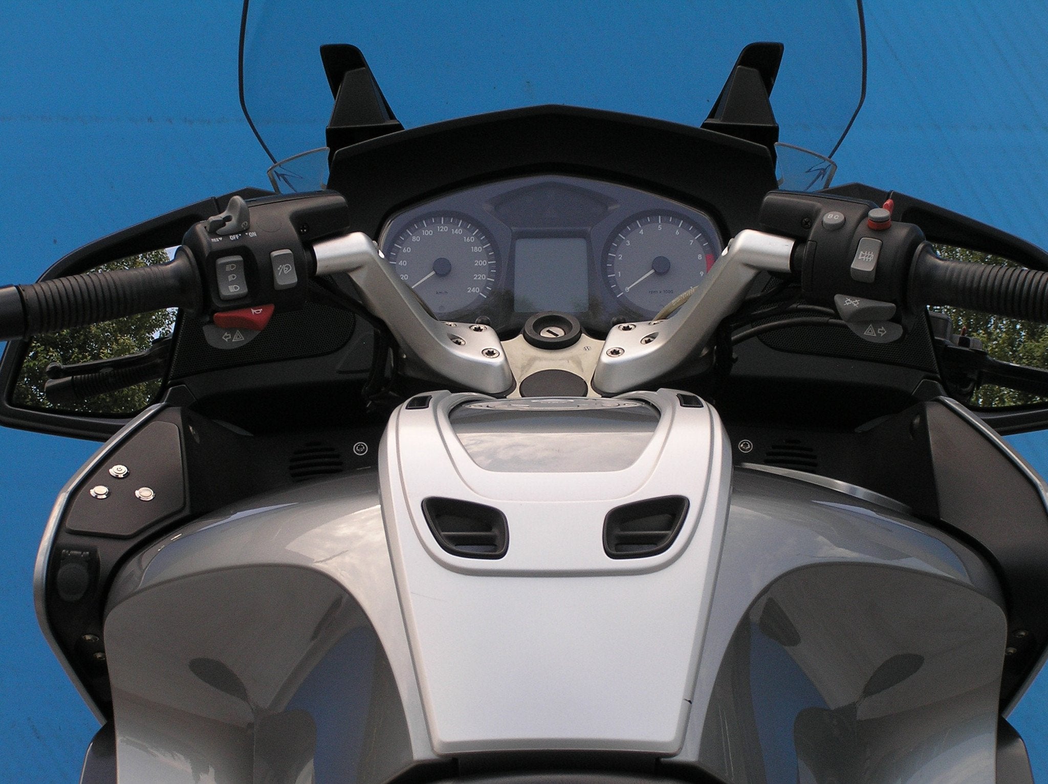 BMW R1200RT (bj 2006), Motoren, BMW group Nederland B.V., Contactus@bmw-motorrad.nl, 1170 cc, Einsteinstraat 5
2289CC  Rijswijk, NL