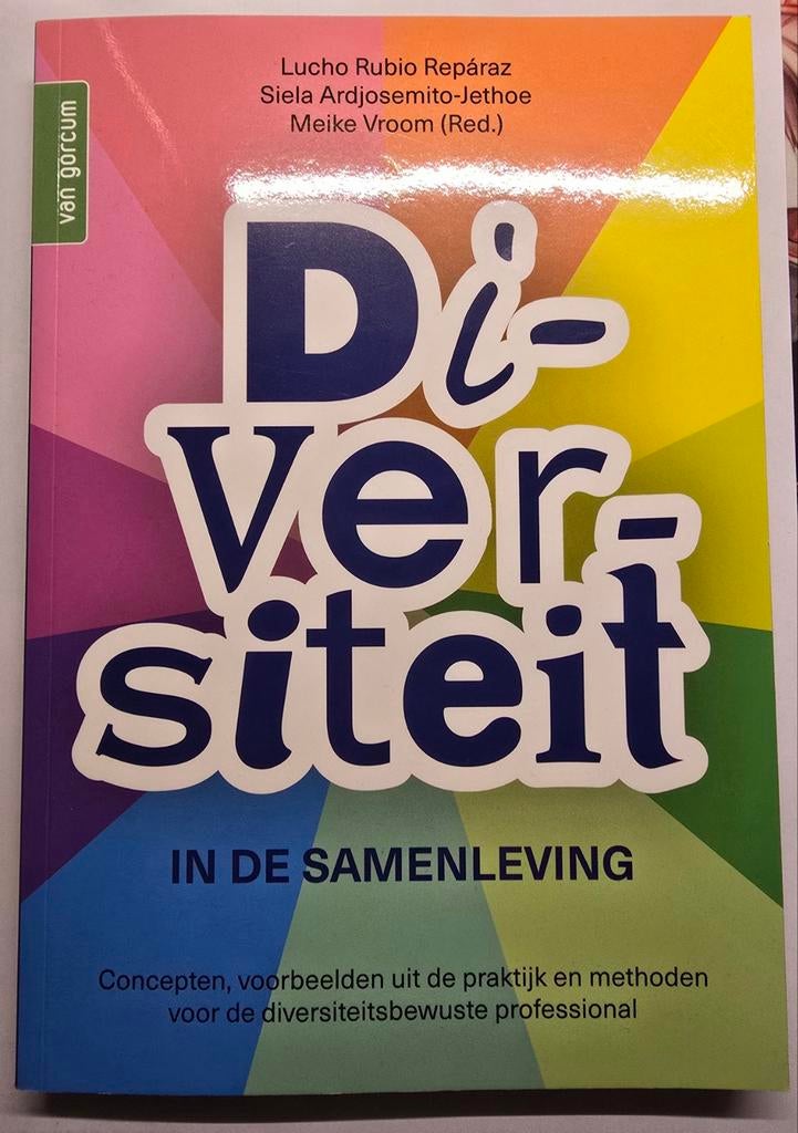 Diversiteit in de Samenleving - Lucho Rubio Reparáz, Zo goed als nieuw, Lucho Rubio Reparáz, Siela Ardjosemito-Jethoe, Gamma, HBO