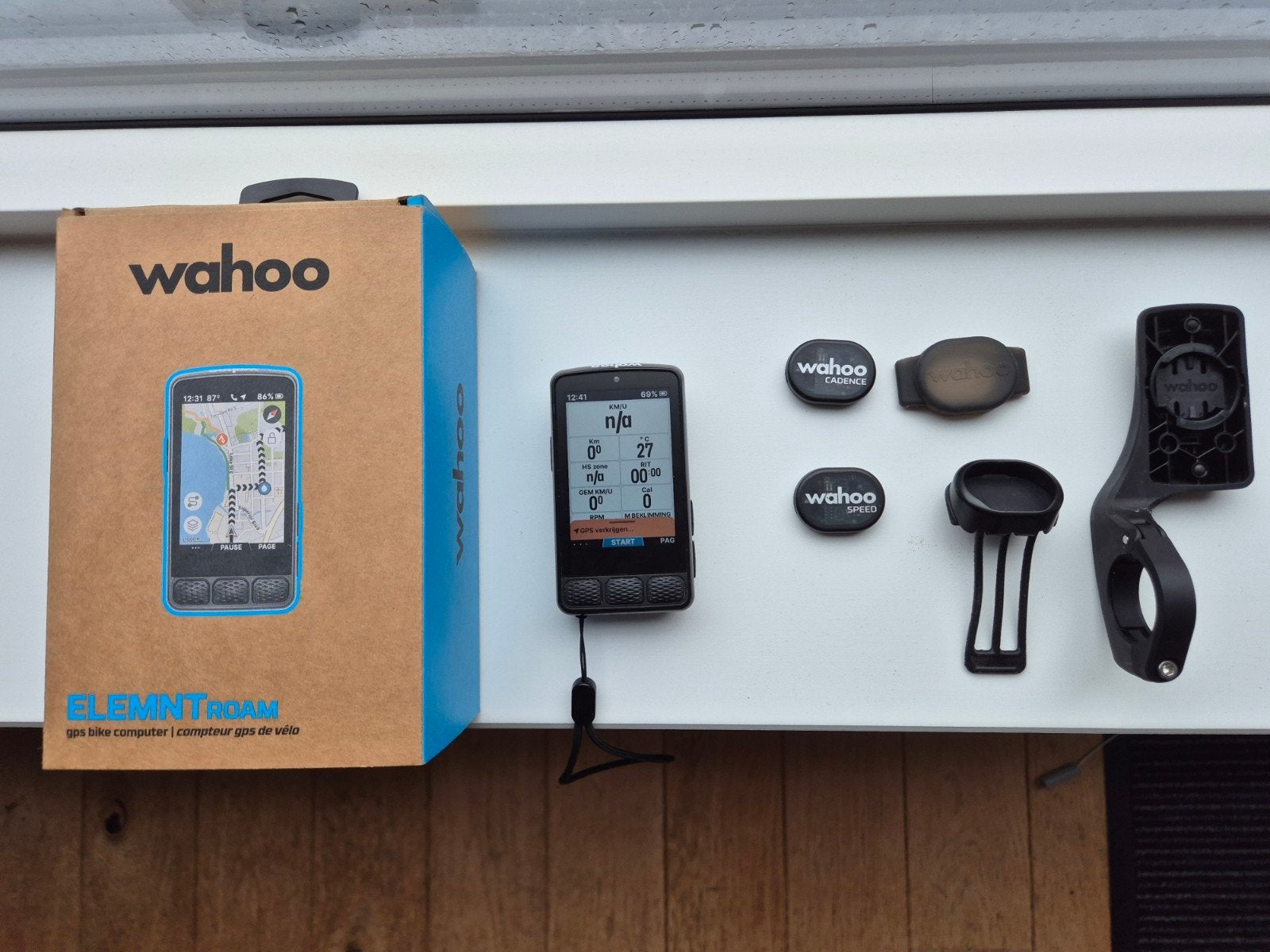 Wahoo ELEMNT ROAM 3 fietscomputer met sensoren, Ophalen of Verzenden, Draadloos, Zo goed als nieuw