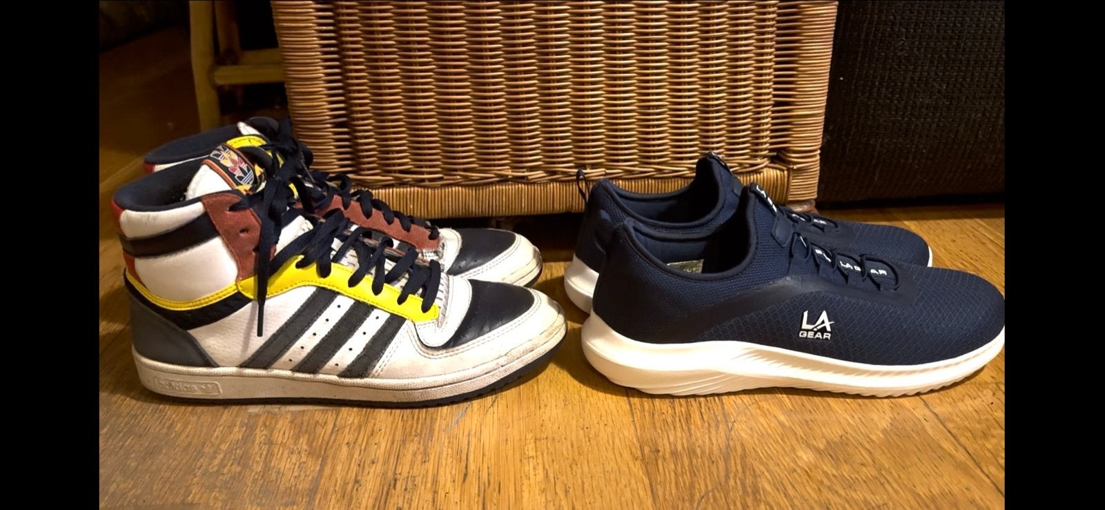 Adidas en LA Gear sneakers maat 43, donkerblauw, Overige kleuren, Ophalen of Verzenden, Sneakers of Gympen, Zo goed als nieuw