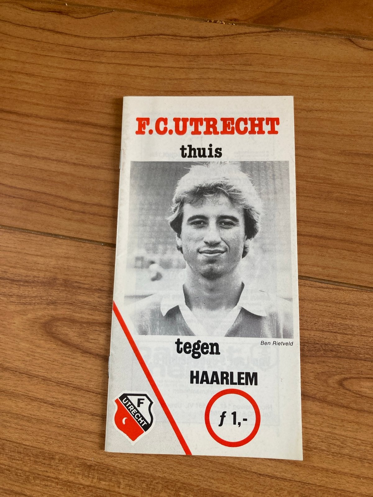 FC Utrecht thuis tegen Haarlem voetbalprogramma jaren '80, Ophalen of Verzenden, Gebruikt, F.C. Utrecht, Boek of Tijdschrift
