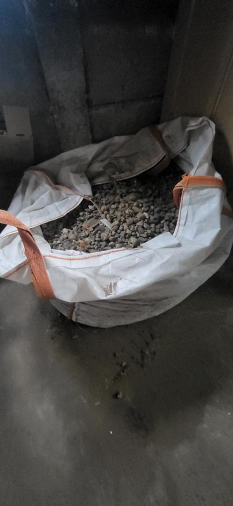 Gratis Big bag met siergrind, Tuin en Terras, Grind, Keien en Split, Ophalen, Gebruikt