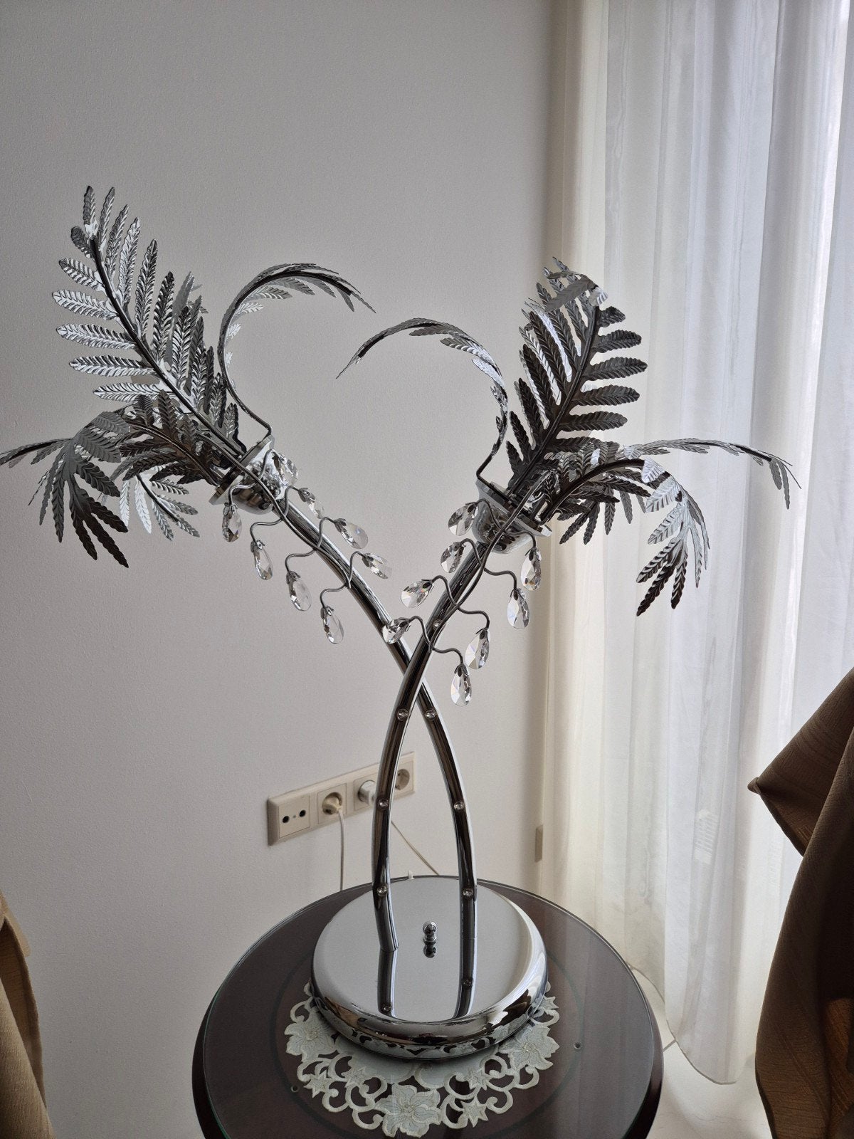 Decoratieve tafellamp met bladeren en kristallen, Ophalen