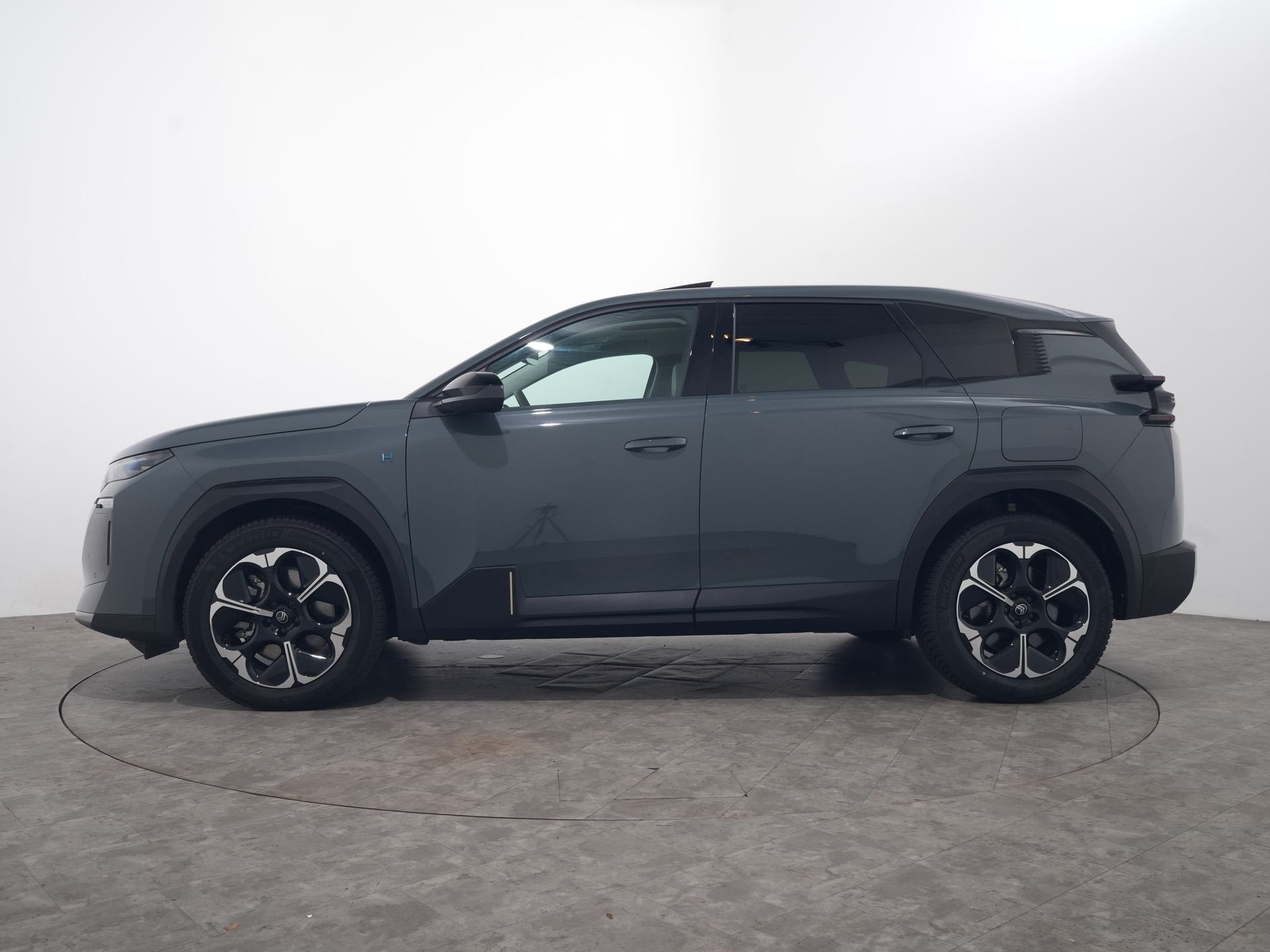 Citroën C5 Aircross 1.6 PLUG-IN HYBRID 195PK | Trekhaak | F, 1849 kg, Gebruikt, 194 pk, 4 cilinders