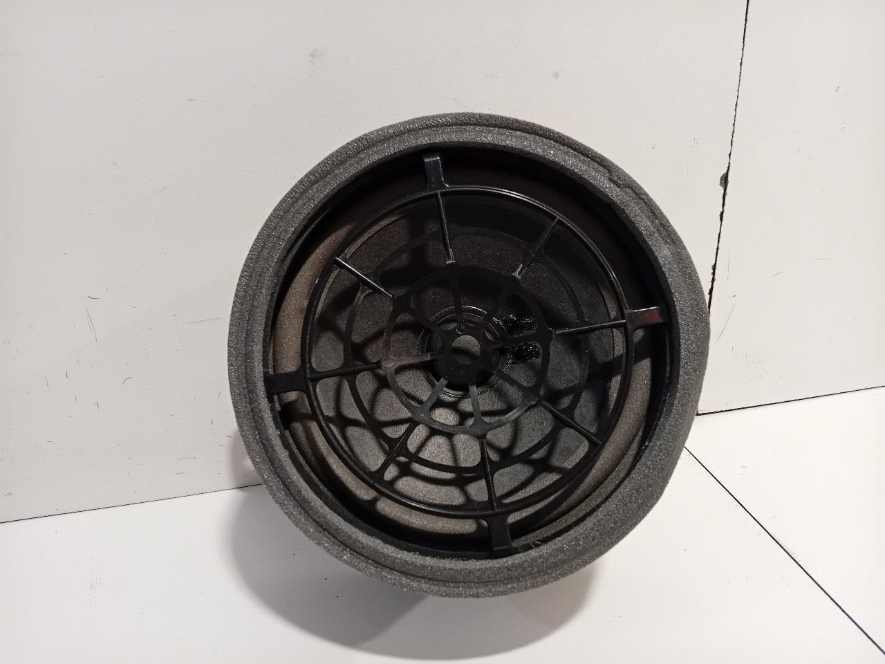 Luidspreker links achter portier Audi Q7, Ophalen of Verzenden, Van der Ven Autorecycling B.V., Onderdelen@venauto.nl, Ettenseweg 76, 4706 PB Roosendaal, The Netherlands