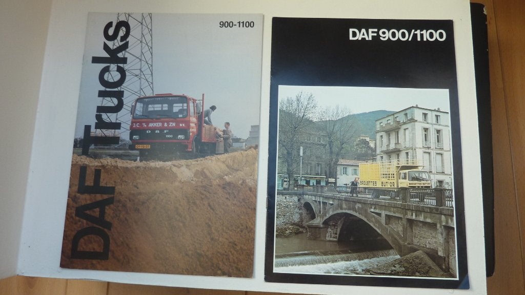 2 x Daf 900/1100 folder 1979/1980, Ophalen of Verzenden, Zo goed als nieuw, Overige merken, DAF