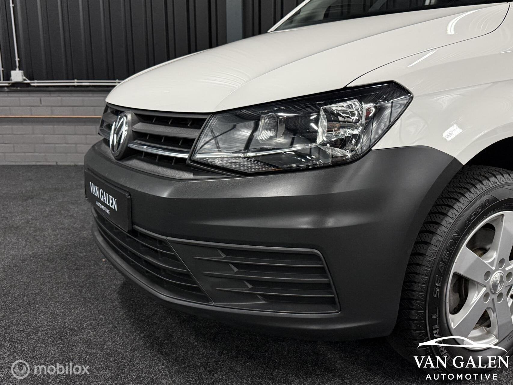 Volkswagen Caddy Maxi TSI DAB+|Carplay|Camera|GPS|MARGE!, Auto's, Voorwielaandrijving, 12 maanden, Stof, Euro 6